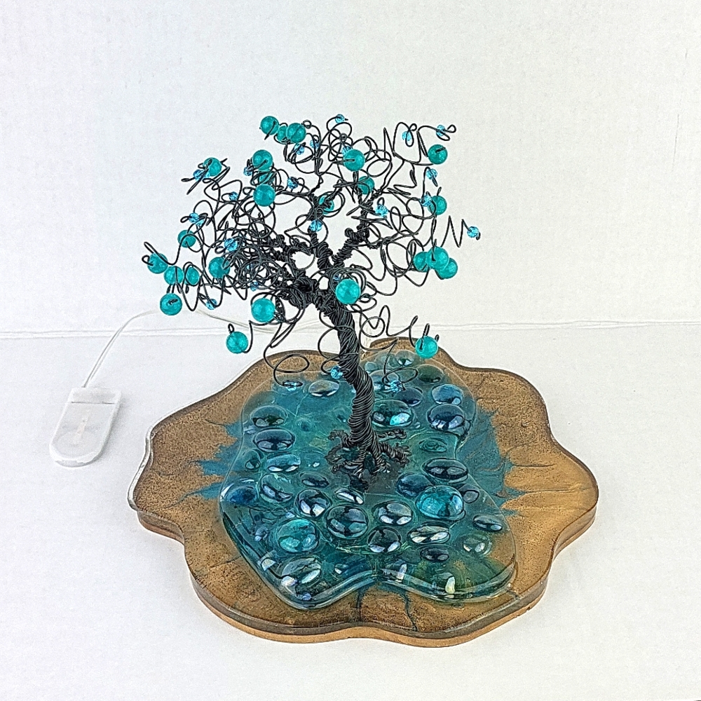 Hanna's SunTrees wire art trees. - Picture 2 of 8